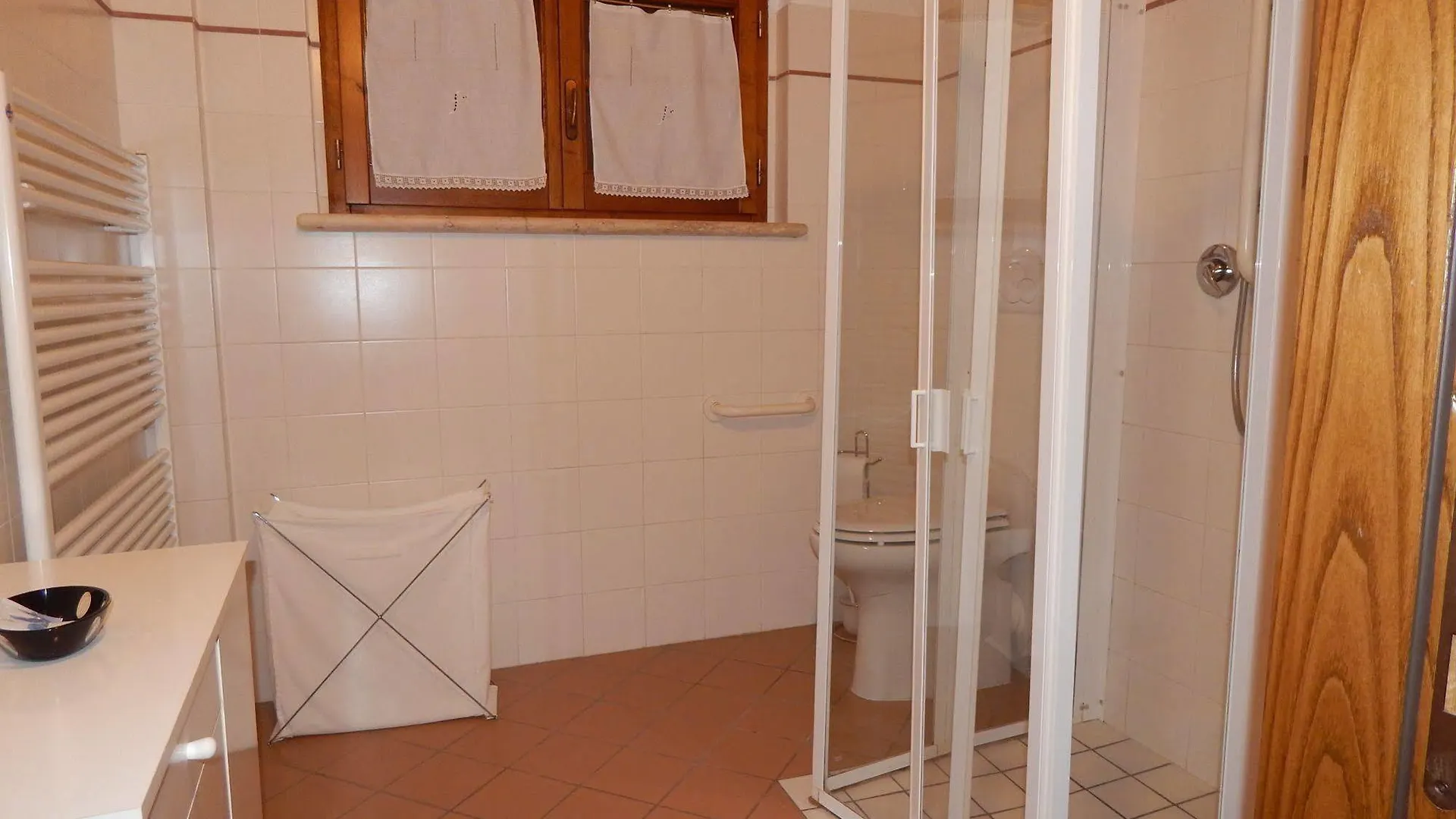 Country house Fullino Nero Rta - Residenza Turistico Alberghiera Siena