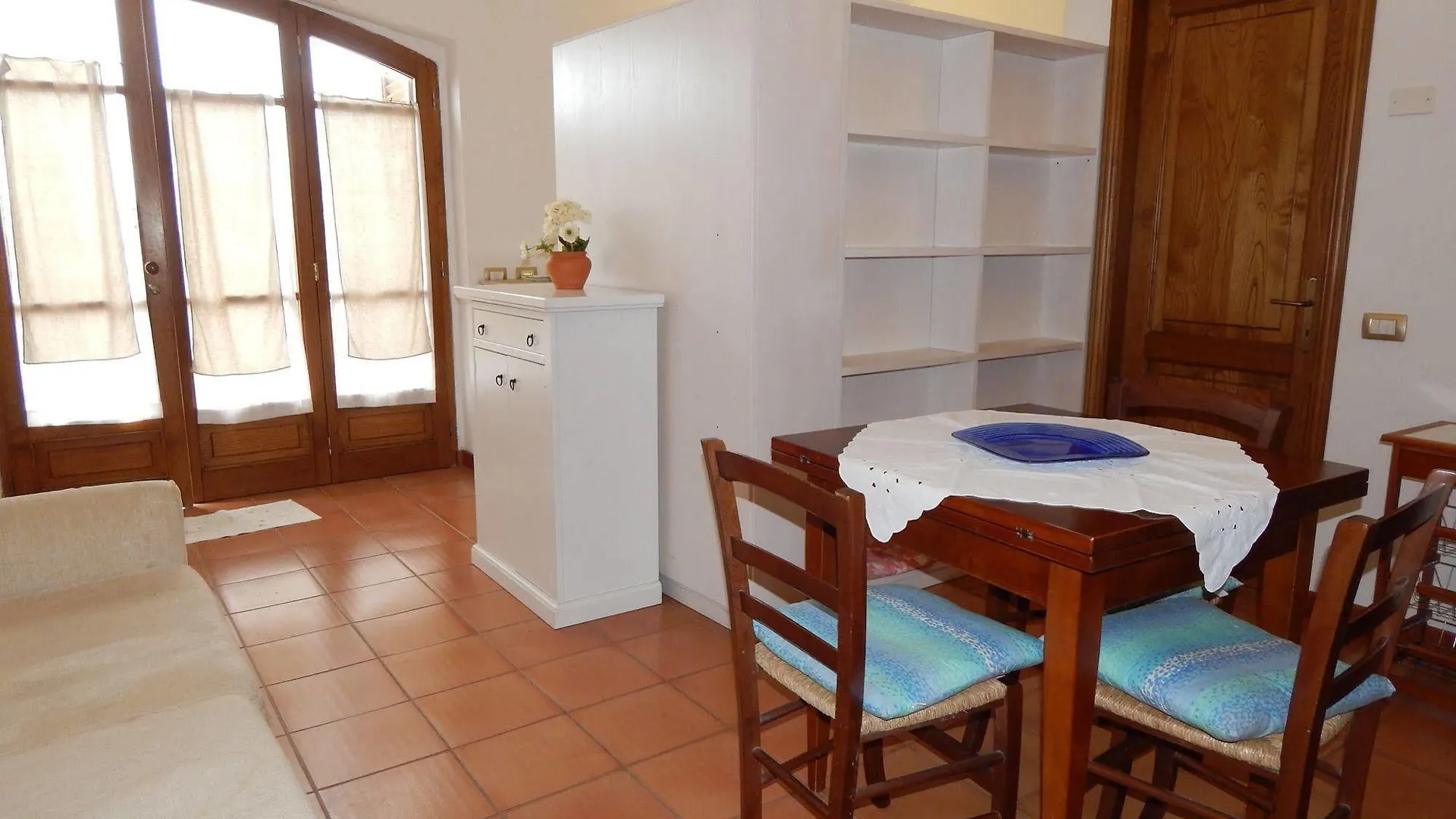 Fullino Nero Rta - Residenza Turistico Alberghiera Siena